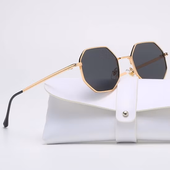 Nouvelle mode lunettes de soleil polarisées Logo personnalisé imprimé lunettes de soleil femmes hommes lunettes de soleil OEM